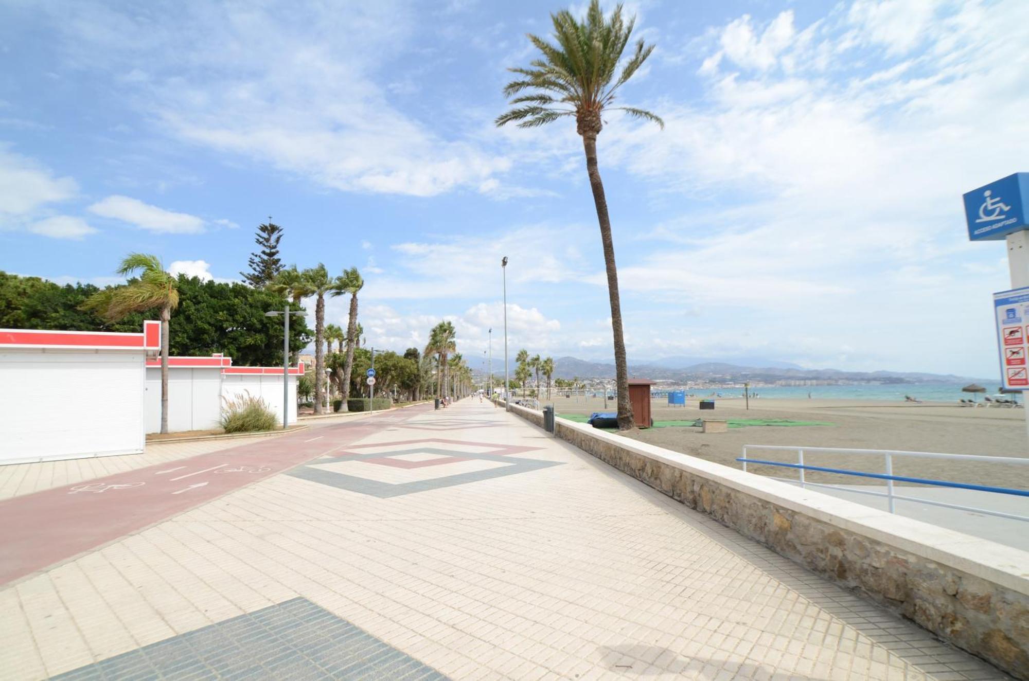 A&C Vistas Al Mar Luxury Apartment Torre Del Mar Exterior foto