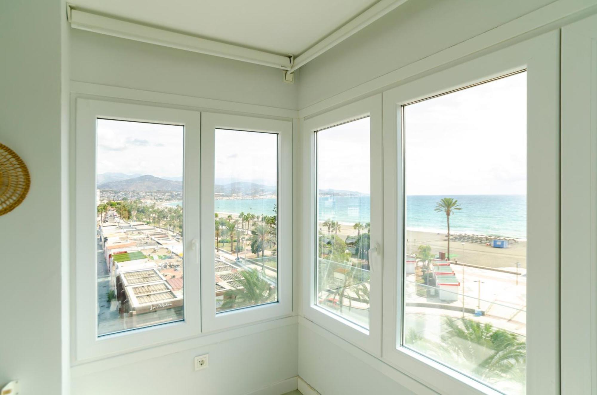 A&C Vistas Al Mar Luxury Apartment Torre Del Mar Exterior foto